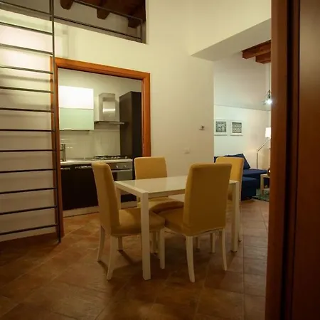 Flo'S Chathedral Home Apartment *
