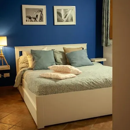 Flo'S Chathedral Home *